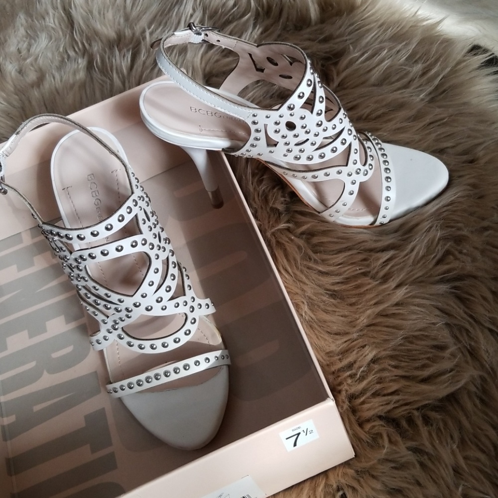 BCBG shoes